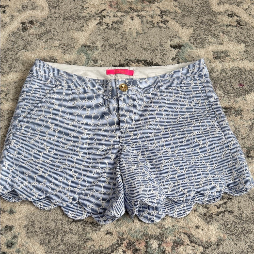 Lilly Pulitzer Scalloped Shorts Size 4